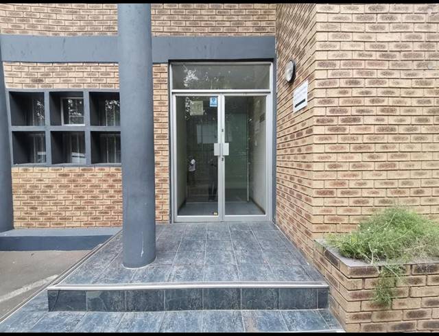 BUSINESS PROPERTY TO RENT IN ASHLEY